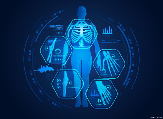 Z姓男星与神秘女子深夜同进酒店,工作室凌晨紧急声明